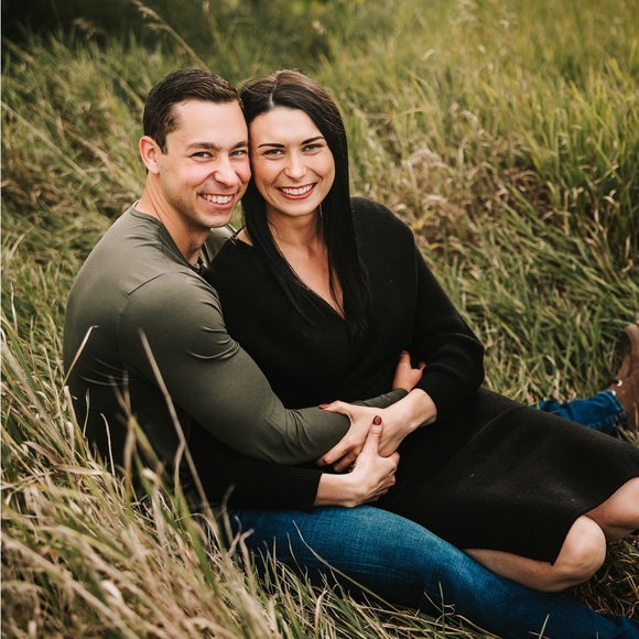 Meet your Posher, Laura - Picture 1 of 1